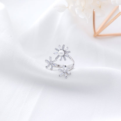 Snowflake ring